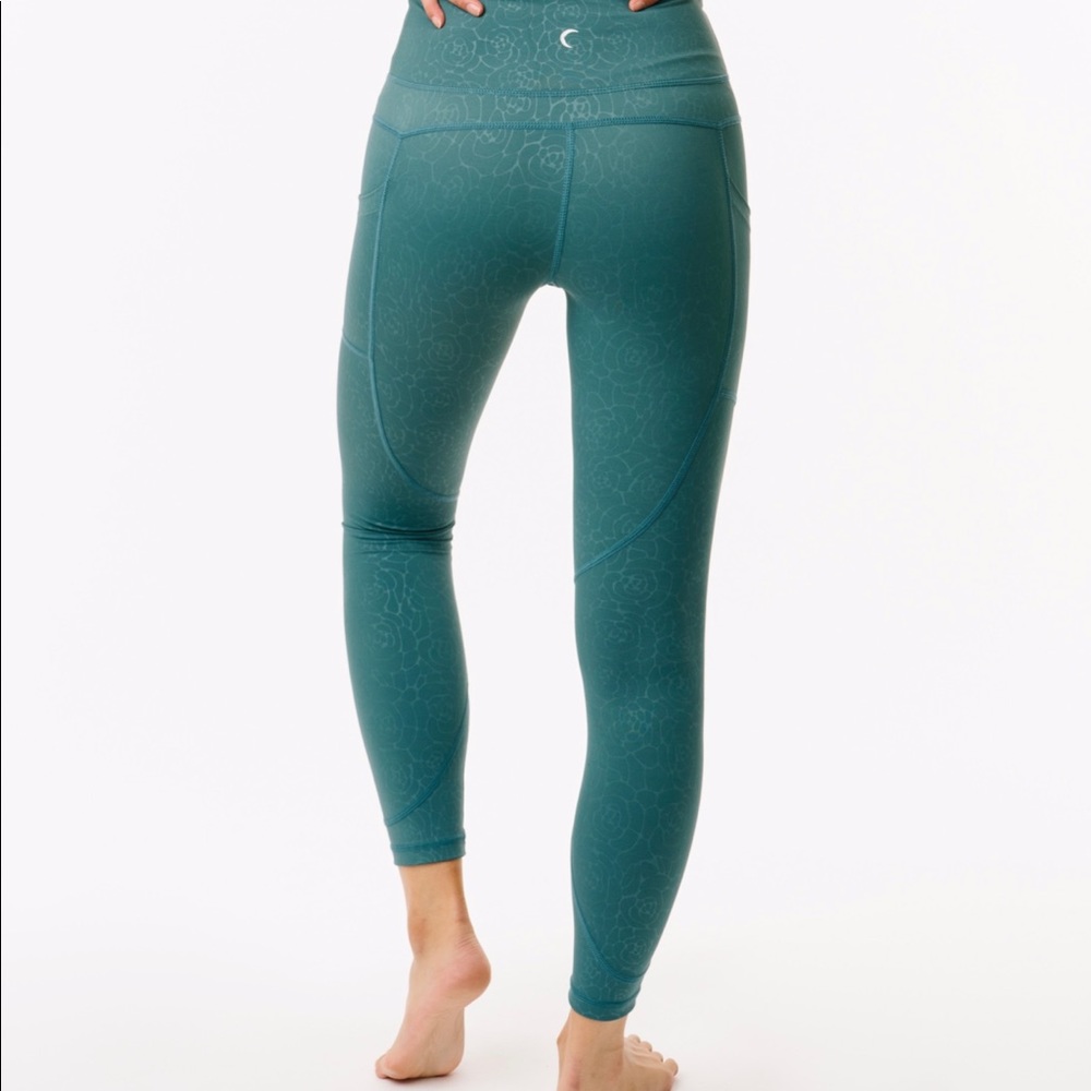 Zyia Light and Tight Leggings